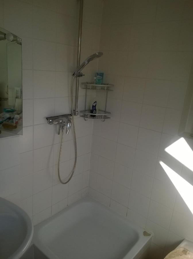 Haus 'Am Emberg' Apartment Cologne Luaran gambar